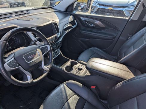 Used 2022 GMC Terrain SLT w/ Infotainment Package II AWD/4WD image 13