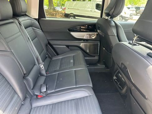 New 2026 Lincoln Nautilus Reserve AWD/4WD image 18