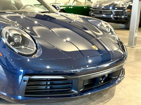 Used 2020 Porsche 911 Carrera 4S image 32