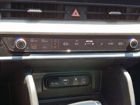 Used 2024 Kia Sportage X-Line w/ X-Line Premium Package AWD/4WD image 18