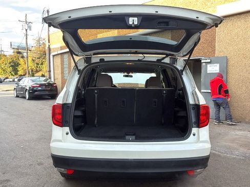 Used 2017 Honda Pilot EX image 26