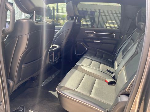 Used 2022 RAM 1500 Laramie w/ Sport Appearance Package image 9