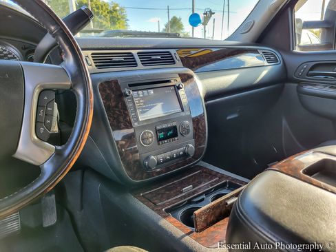 Used 2013 GMC Sierra 2500 Denali w/ Suspension Package, Off-Road image 26