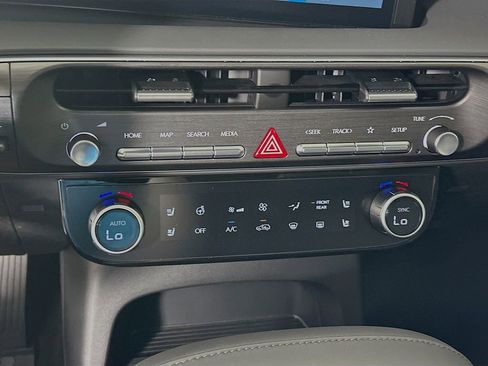 New 2026 Hyundai Palisade Calligraphy FWD image 14