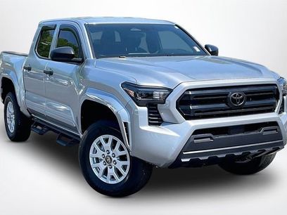 Used 2025 Toyota Tacoma SR