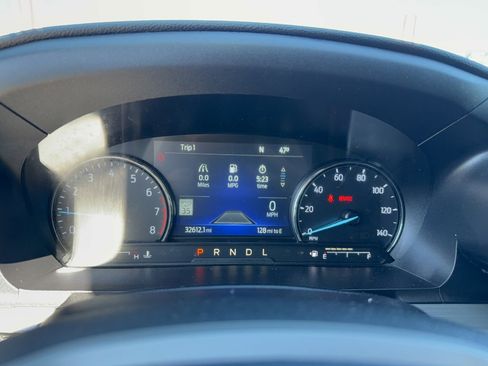 Certified 2023 Ford Explorer XLT w/ Equipment Group 202A RWD image 17