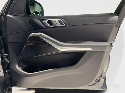 Used 2020 BMW X5 sDrive40i w/ Premium Package image 25