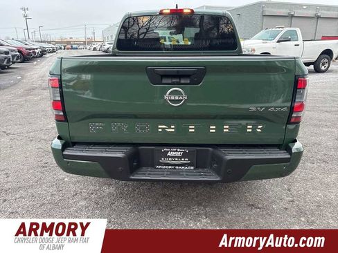 Used 2022 Nissan Frontier SV w/ Technology Package image 5