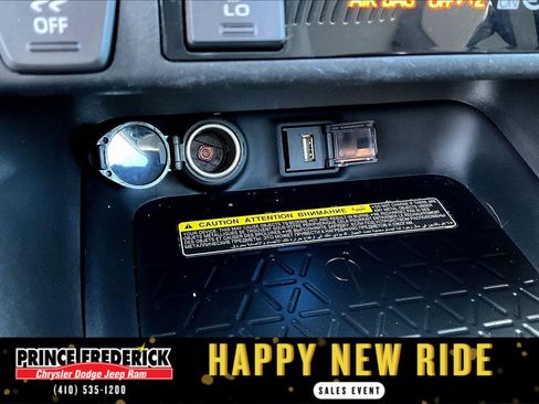 Used 2021 Toyota RAV4 XSE image 31