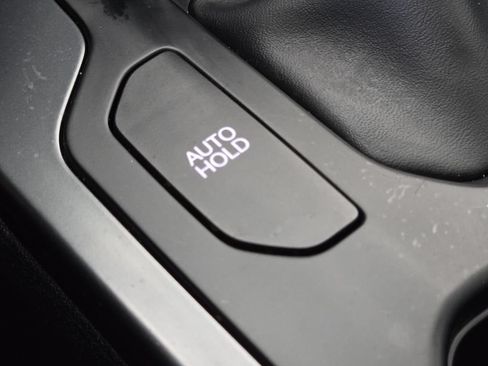 Used 2025 Kia K4 FWD image 22