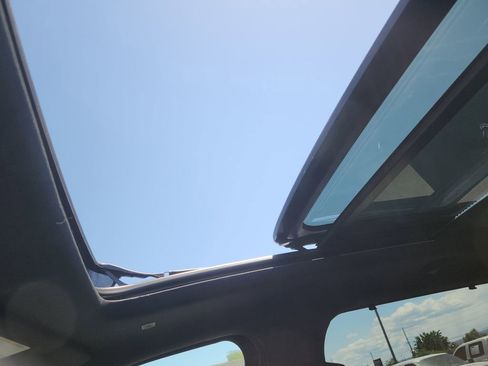 Used 2025 Toyota Tundra Platinum image 26