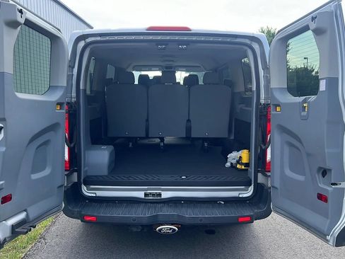 Used 2015 Ford Transit 150 XLT RWD image 11