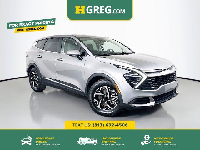 Used 2024 Kia Sportage LX FWD image 1