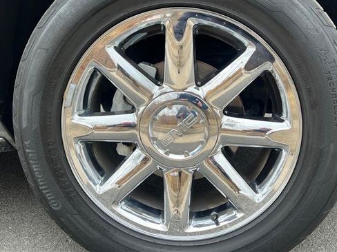 Used 2013 GMC Yukon Denali AWD/4WD image 24