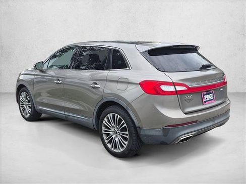 Used 2017 Lincoln MKX Reserve w/ Lincoln MKX Climate Package AWD/4WD image 8