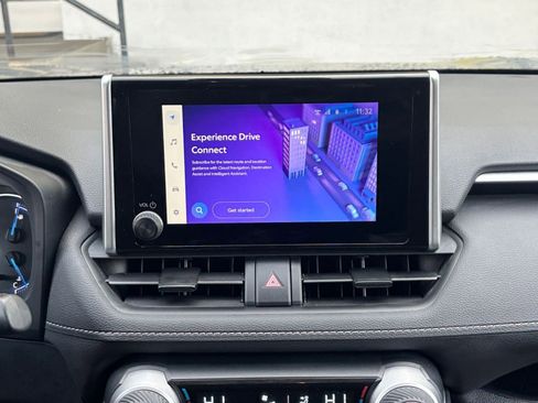 Used 2025 Toyota RAV4 LE image 18