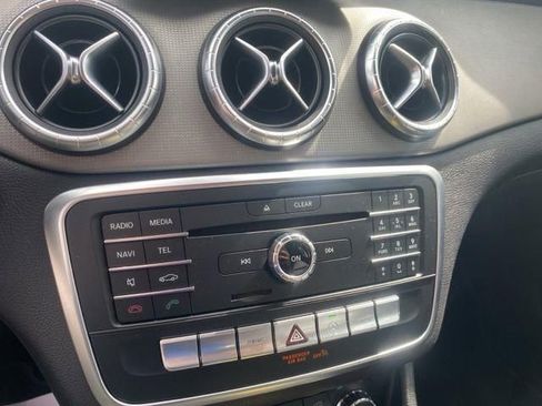Used 2018 Mercedes-Benz CLA 250 image 24