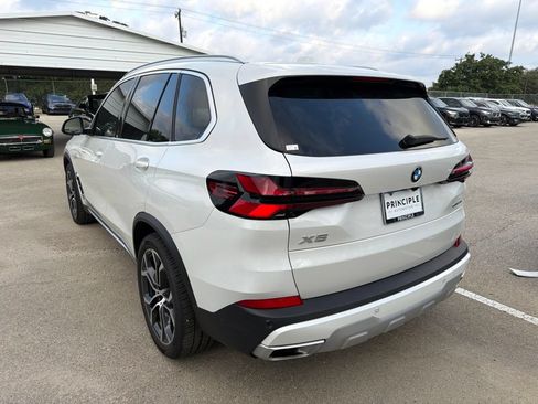 Certified 2026 BMW X5 sDrive40i RWD image 3