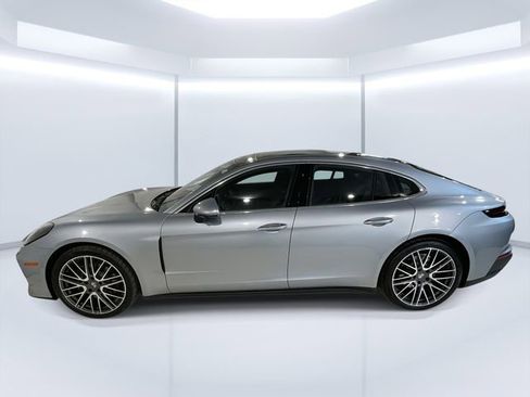 New 2026 Porsche Panamera 4 image 2