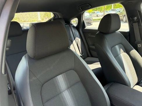 Certified 2025 Honda Civic Sport image 26