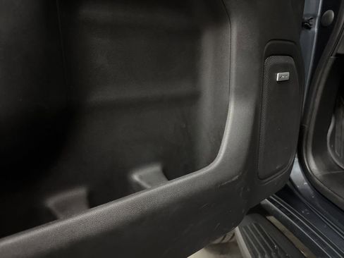 Used 2019 GMC Sierra 1500 SLT image 39