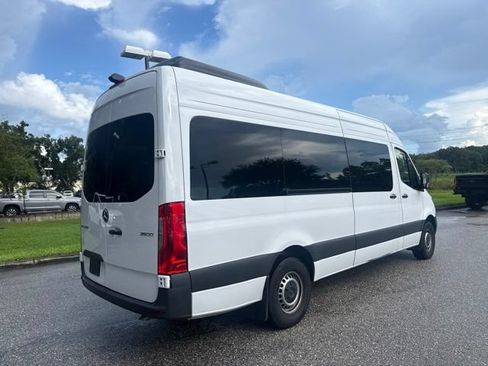 Used 2025 Mercedes-Benz Sprinter 2500 image 7