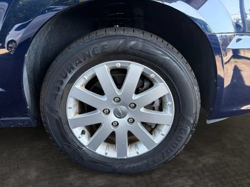 Used 2016 Chrysler Town & Country Touring w/ Driver Convenience Group FWD image 39