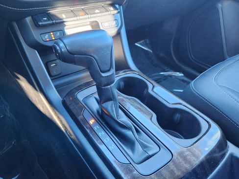 Used 2016 GMC Canyon SLT w/ Driver Alert Package image 11