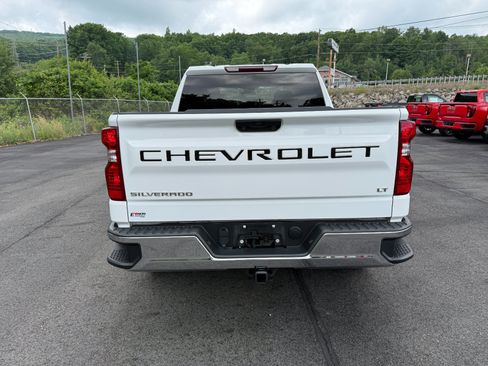 Used 2023 Chevrolet Silverado 1500 LT AWD/4WD image 4
