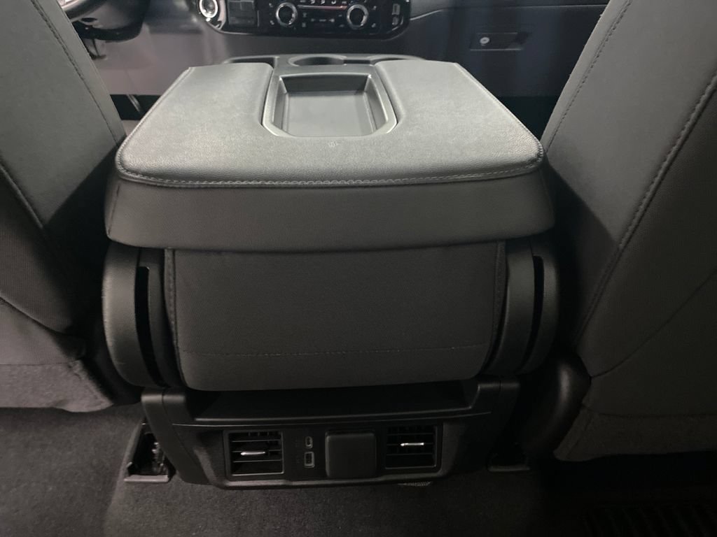 Used 2026 Chevrolet Silverado 1500 RST AWD/4WD image 17