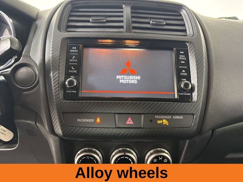 Used 2021 Mitsubishi Outlander Sport ES image 15