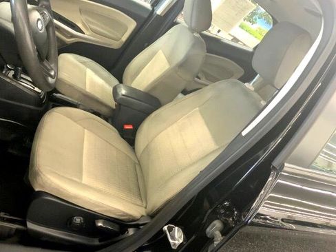Used 2021 Ford EcoSport S image 10