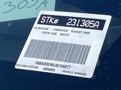 Used 2018 Nissan Frontier Desert Runner RWD image 10