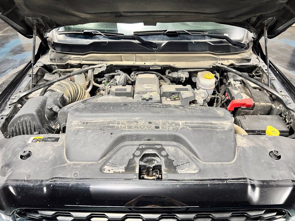 Used 2024 RAM 3500 Big Horn w/ Sport Appearance Package AWD/4WD image 10