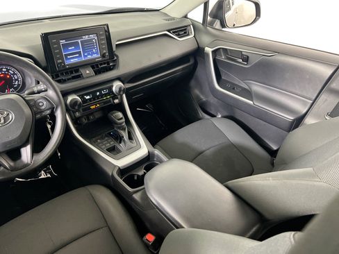 Used 2021 Toyota RAV4 LE AWD/4WD image 21