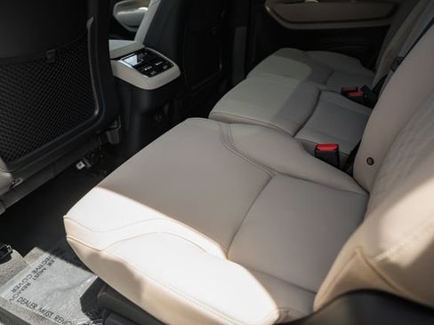 New 2026 Volvo XC90 B6 Plus w/ Protection Package Premier AWD/4WD image 33