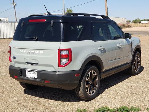 Used 2024 Ford Bronco Sport Outer Banks w/ Tech Package AWD/4WD image 4