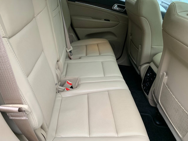 Used 2018 Jeep Grand Cherokee Limited w/ Luxury Group II AWD/4WD image 14
