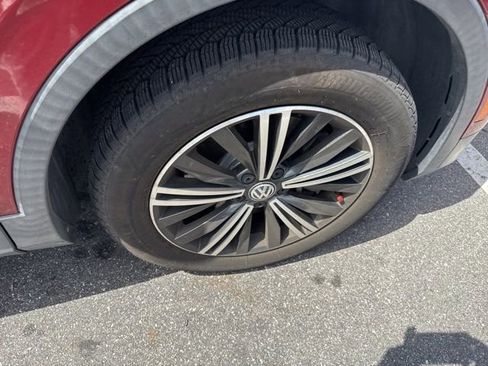 Used 2019 Volkswagen Tiguan SEL image 14