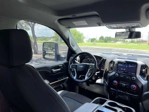 Used 2022 Chevrolet Silverado 2500 LT w/ Convenience Package AWD/4WD image 36