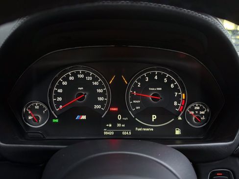 Used 2017 BMW M3 RWD image 29