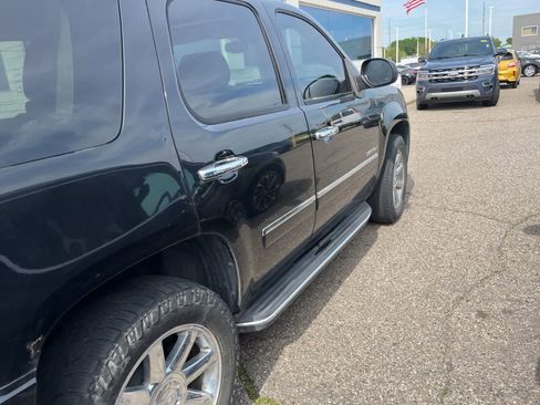 Used 2012 GMC Yukon Denali AWD/4WD image 16