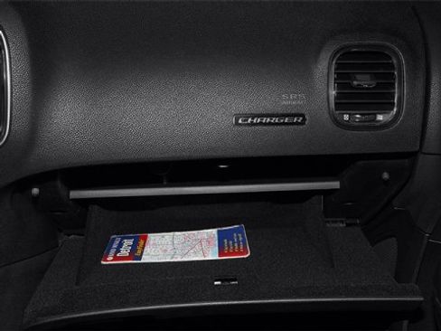 Used 2014 Dodge Charger SE w/ Connectivity Group image 18