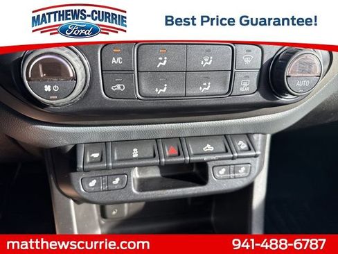 Used 2015 Chevrolet Colorado Z71 image 21