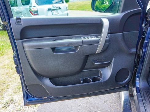 Used 2011 Chevrolet Silverado 1500 LT AWD/4WD image 23