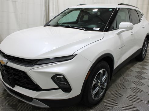 Used 2023 Chevrolet Blazer LT AWD/4WD image 35