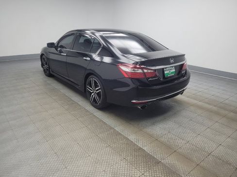 Used 2017 Honda Accord Sport Special Edition image 3