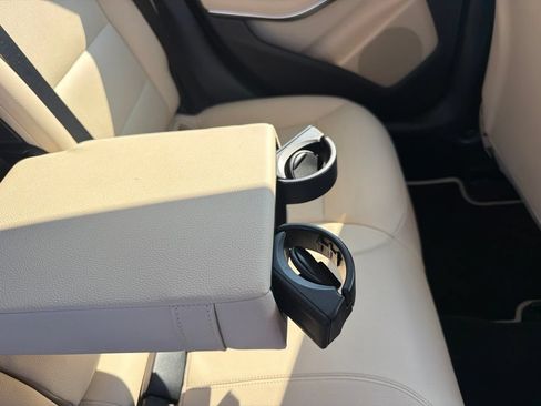 Used 2019 Mercedes-Benz GLA 250 4MATIC image 47
