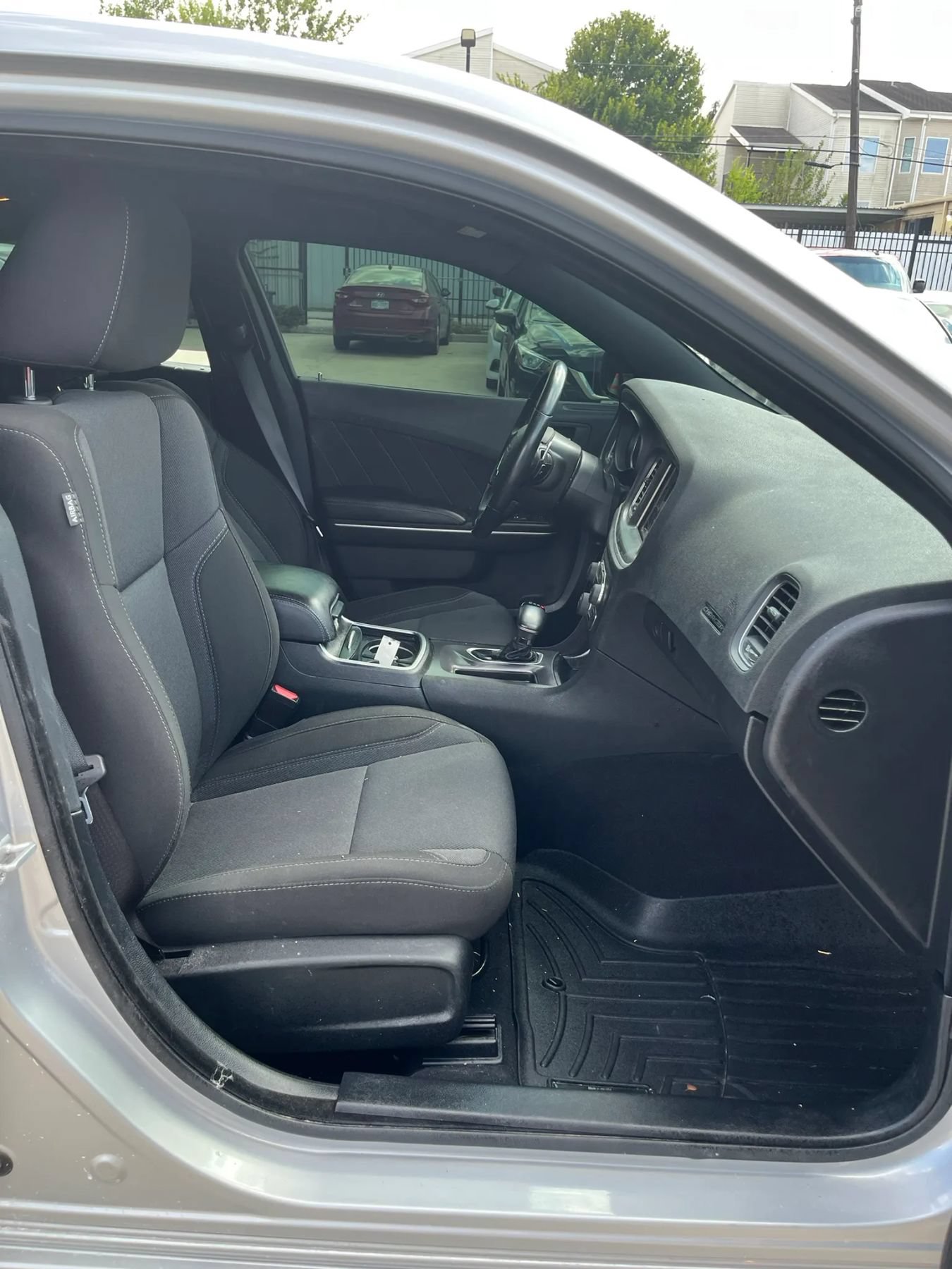Used 2020 Dodge Charger SXT AWD/4WD image 36