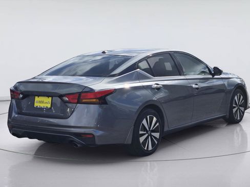 Used 2019 Nissan Altima 2.5 SV FWD image 8